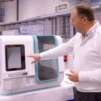 AFYS3G использует широкоформатную 3D-печать для производства лабораторного оборудования.