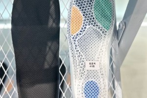 Клініки тепер можуть виготовляти устілки, надруковані на 3D-принтері