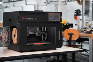 Новий 3D-принтер Raise3D E3 IDEX
