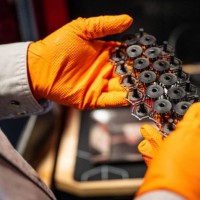 Raise3D запускає свій новий 3D-принтер RMS220 SLS та DF2+ DLP