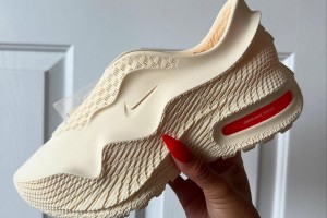 Nike представляет Air Max 1000, свои первые полностью отпечатанные на 3D-принтере кроссовки