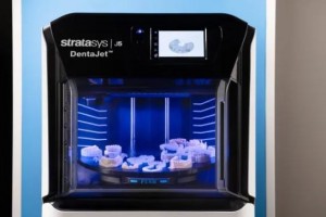 Виробник 3D-принтерів Stratasys представив новий 3D-принтер J3 DentaJet